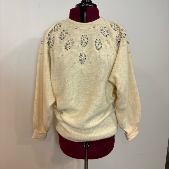 Vintage Elegant Silk Angora Cream Beaded Sweater with Embellishments sz M - Picture 1 of 9